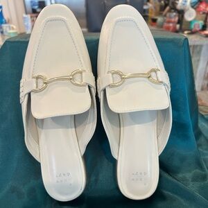 A New Day Ivory Mule Loafers Slip On Flats (sz 9)